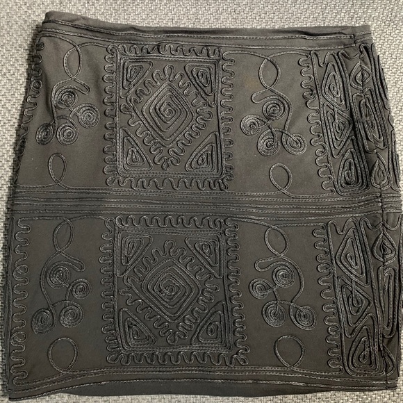 Embroidered Mini Skirt NWOT - Picture 1 of 1
